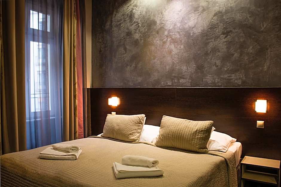 Carat Boutique Hotel