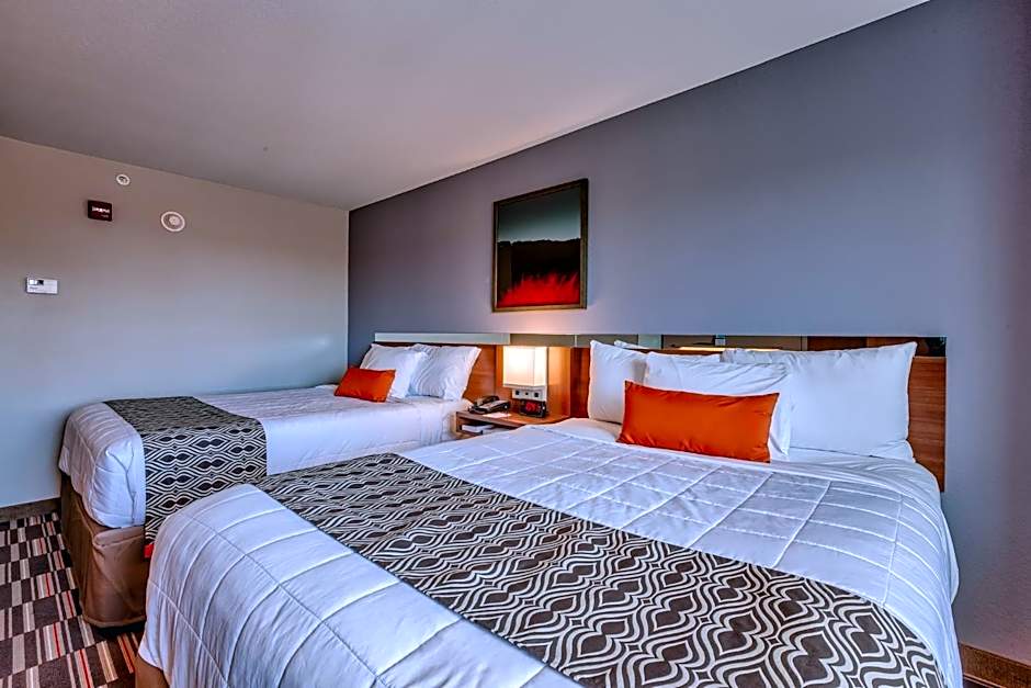 Microtel Inn & Suites by Wyndham Niagara Falls