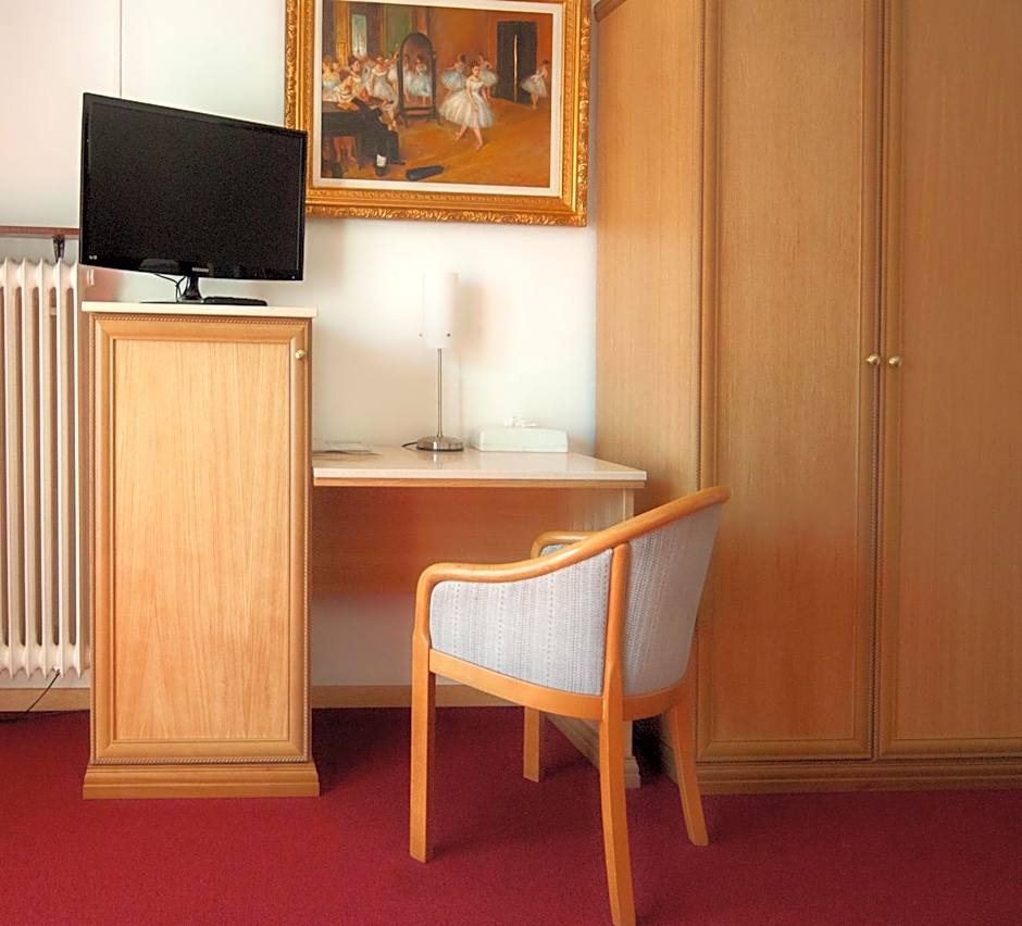 Hotel Dischma - FREE BUS AND TRAIN TICKET