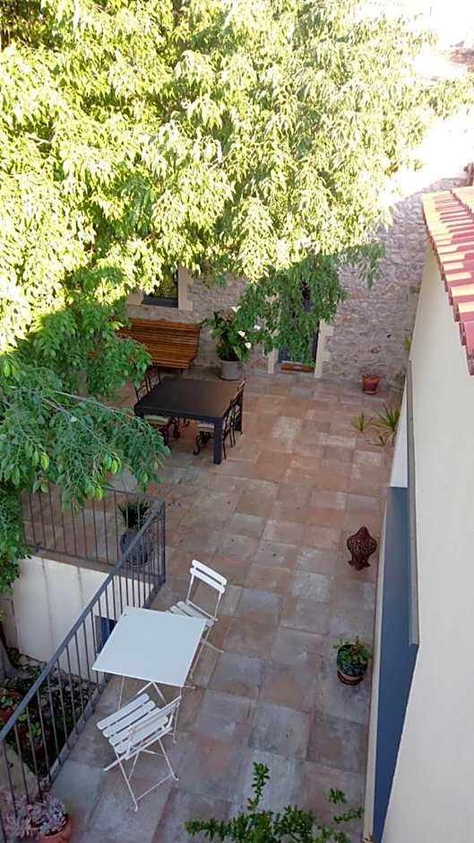 La Casa dels Lledoners