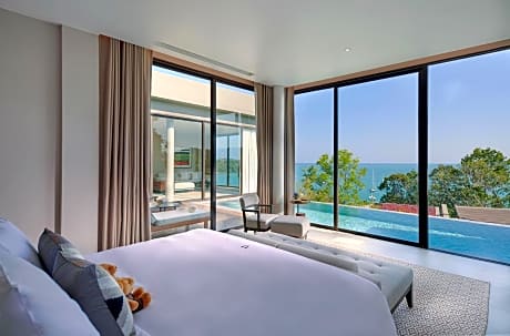 Three-Bedroom Villa with Sea View
