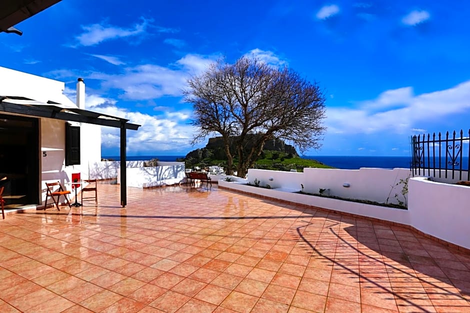 Little Lindos Sea View Studios