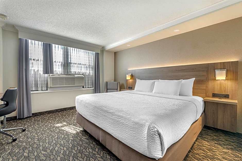 Best Western Plus Carlton Plaza Hotel