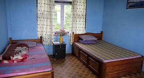 Vamoose Borong Polok Village Homestay