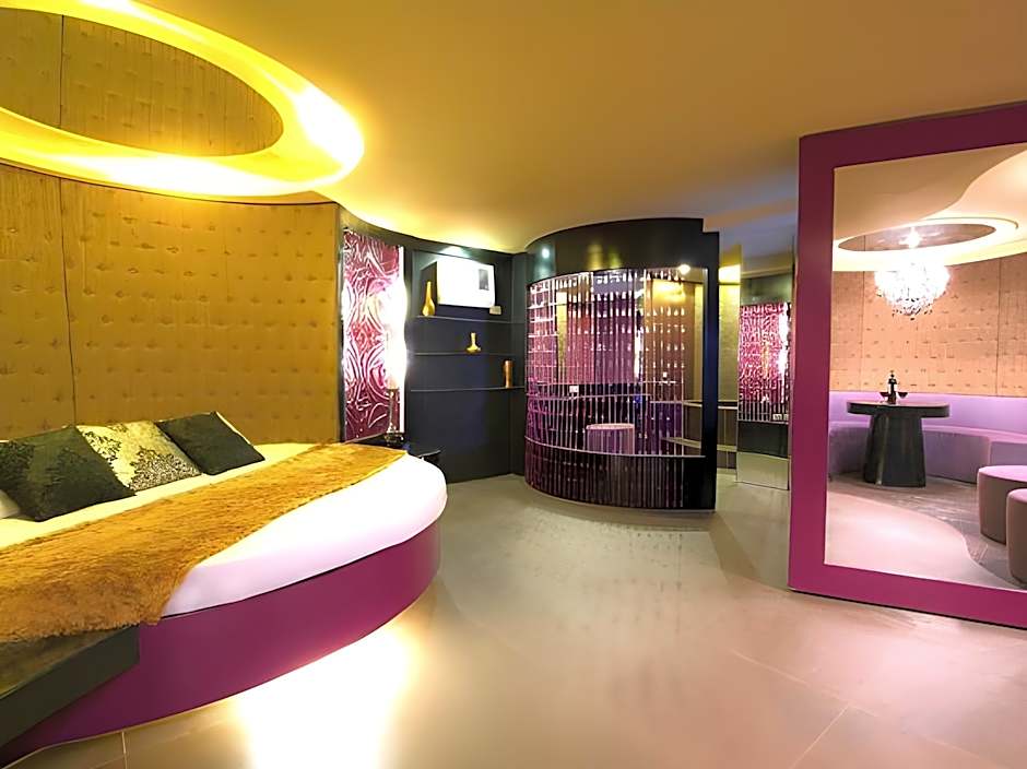 Victoria Court Las Pinas