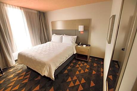 Wyndham Houston Hobby Airport