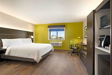 King Room - Hearing Accessible/Non-Smoking