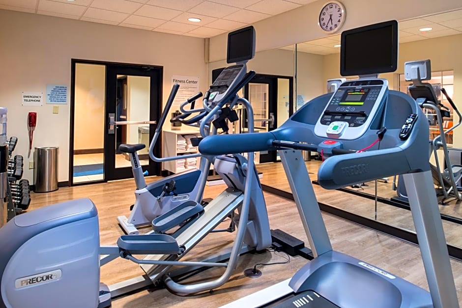 Holiday Inn Express & Suites Pittsburg By IHG