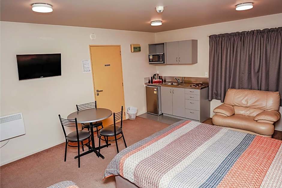 Bealey Avenue Motel