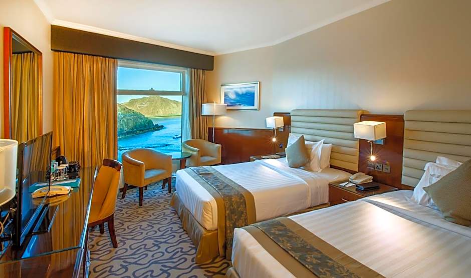 Photo 1 of 2 of Deluxe 2 Beds, Partial Sea View