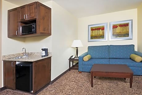 Suite - Only Hearing Accessible
