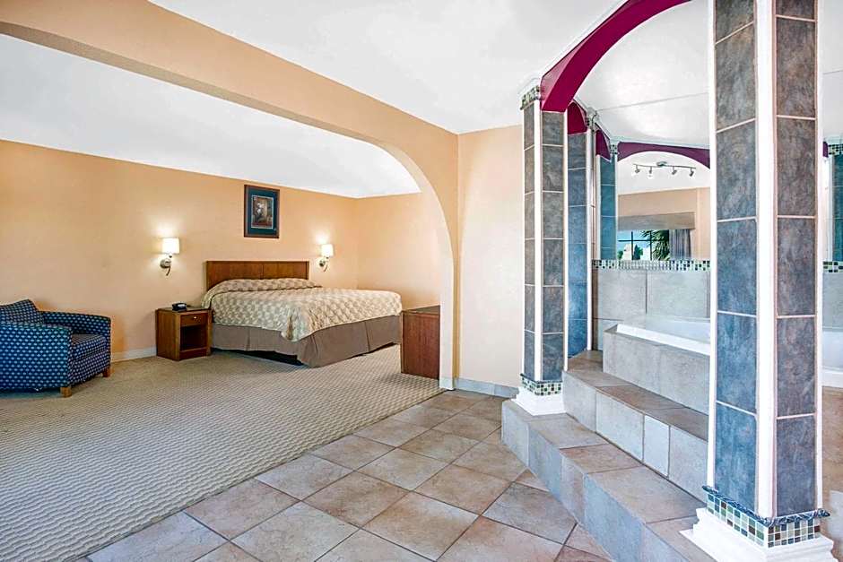 Super 8 by Wyndham San Angelo