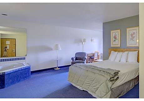 King Room with Spa Bath
