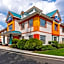 Howard Johnson Hotel by Wyndham Toms River