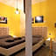 B&B Cosmoneapolitan