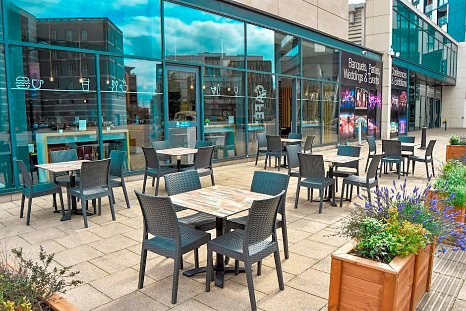 Holiday Inn Express Leeds City Centre - Armouries By IHG