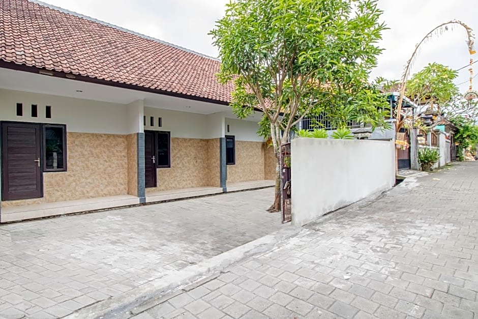 OYO 2984 Berlian House Ungasan