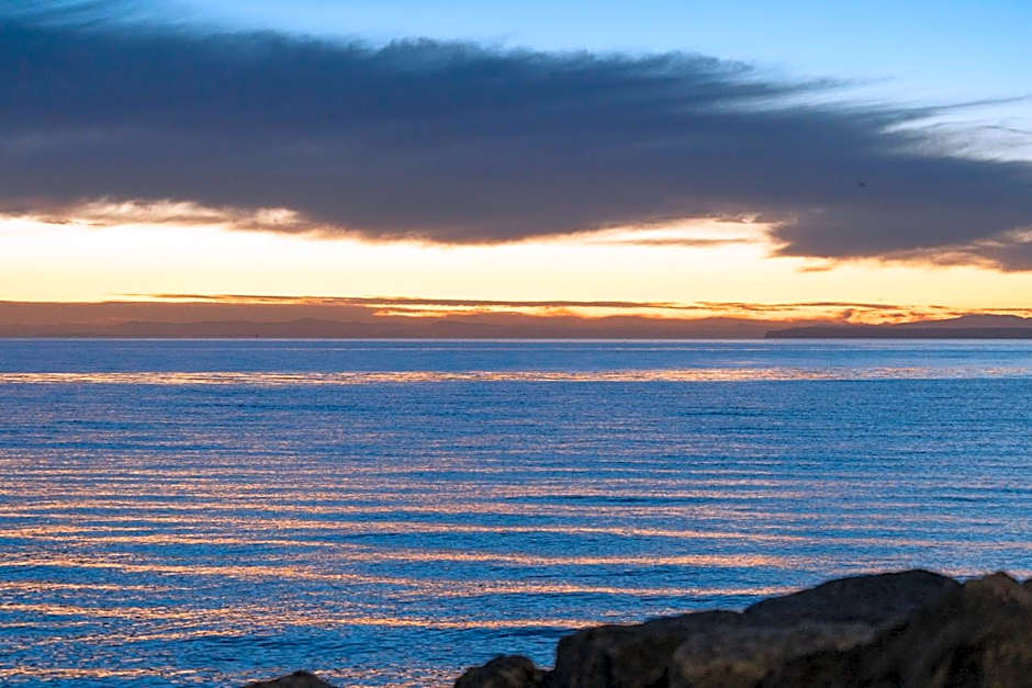 Ocean Promenade Hotel