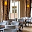 Wellborn Luxury Hotel