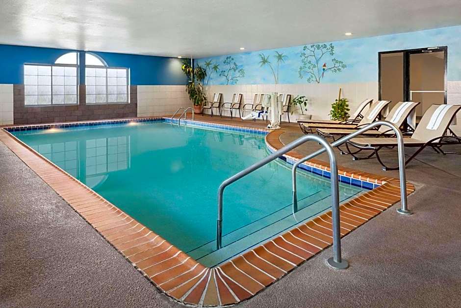 Country Inn & Suites by Radisson, Lexington, KY