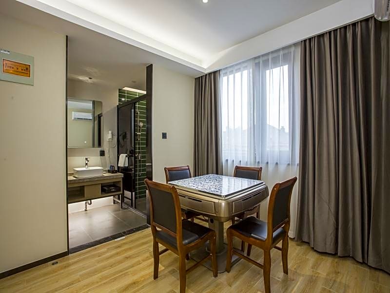 Green Tree Inn Express Yangzhou Wanda