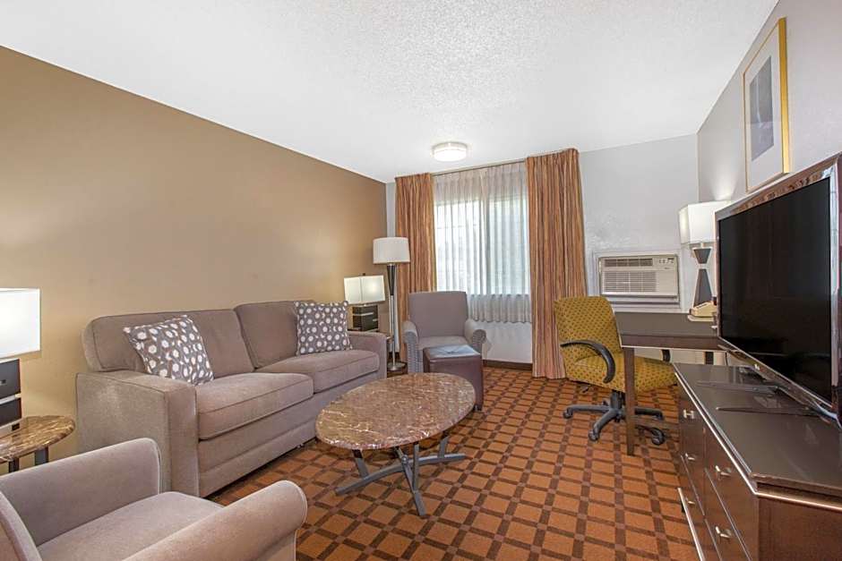 Baymont by Wyndham Roseburg