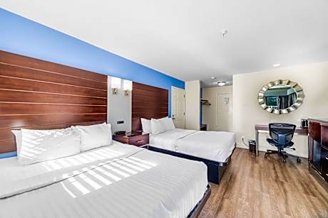 Superior Queen Room with Two Queen Beds