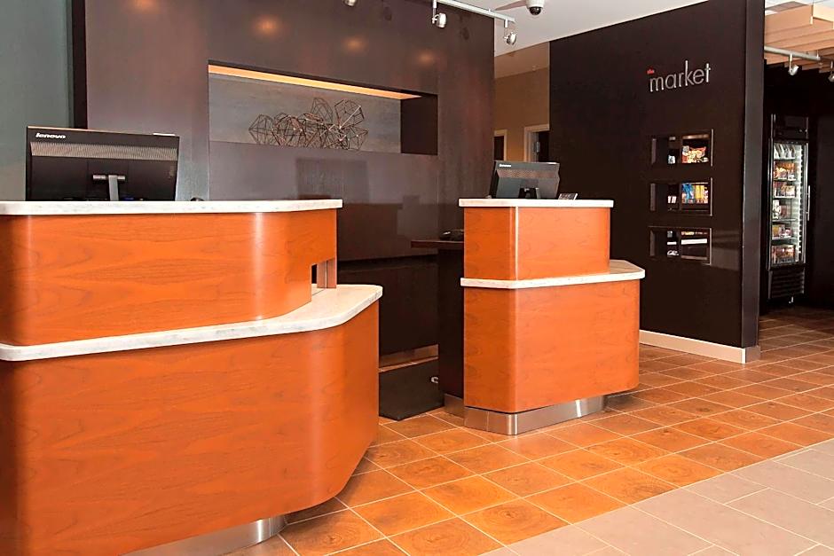 Courtyard by Marriott Houston City Place
