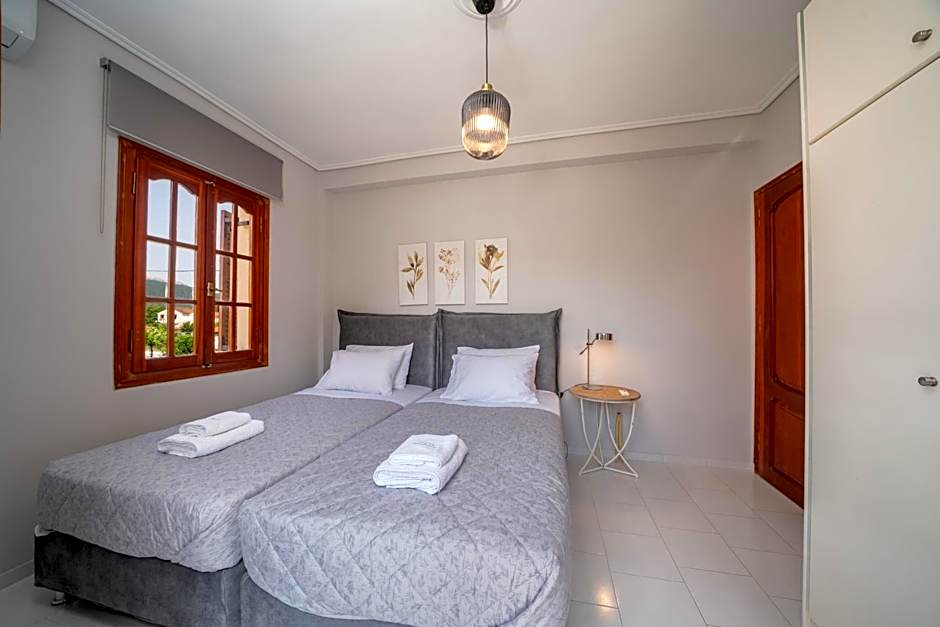 Mary's Studios & Apartment