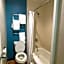 La Quinta Inn & Suites by Wyndham Baton Rouge Siegen Lane