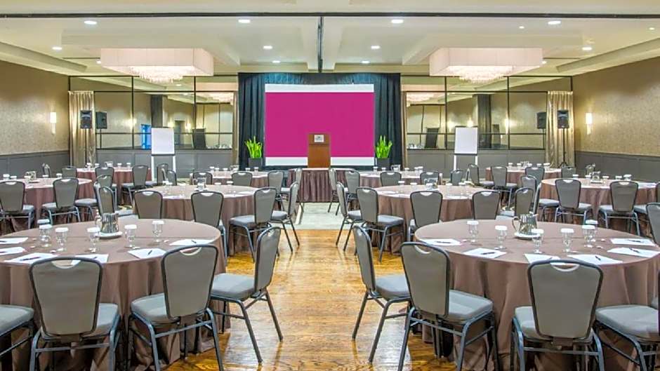 Crowne Plaza Suffern-Mahwah By IHG