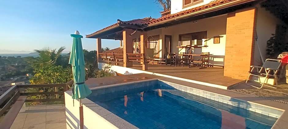 Casa e piscina privativa, vista para o mar em condomínio pé na areia