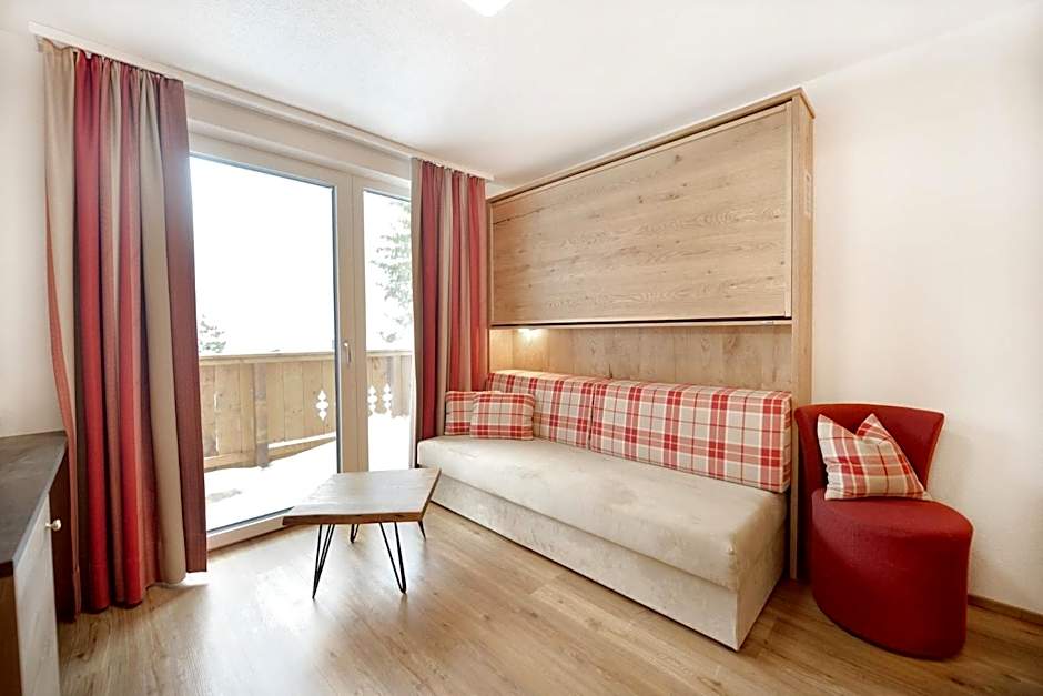 Photo 1 of 10 of Junior Suite, Balcony