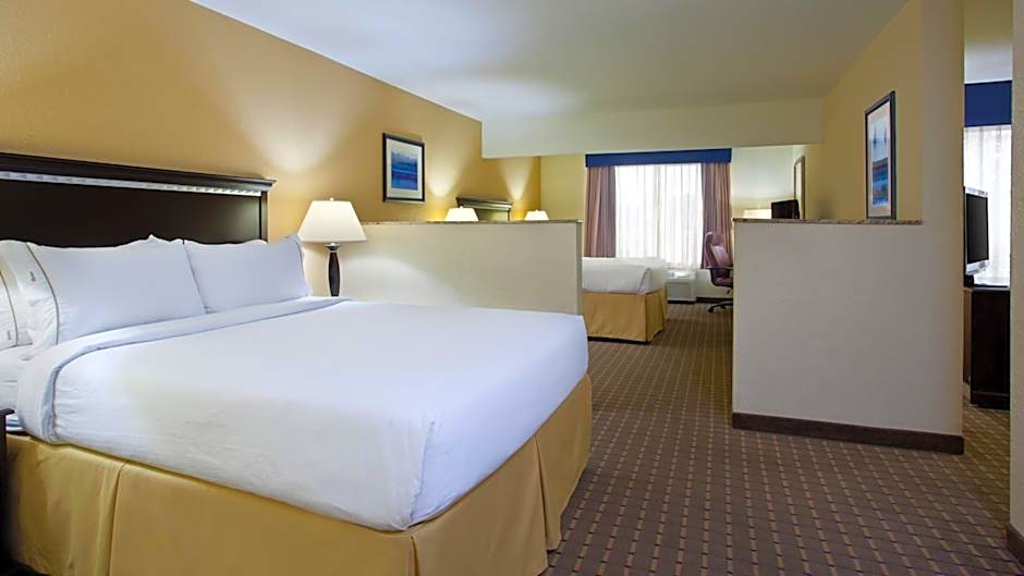 Holiday Inn Express and Suites Allentown West By IHG