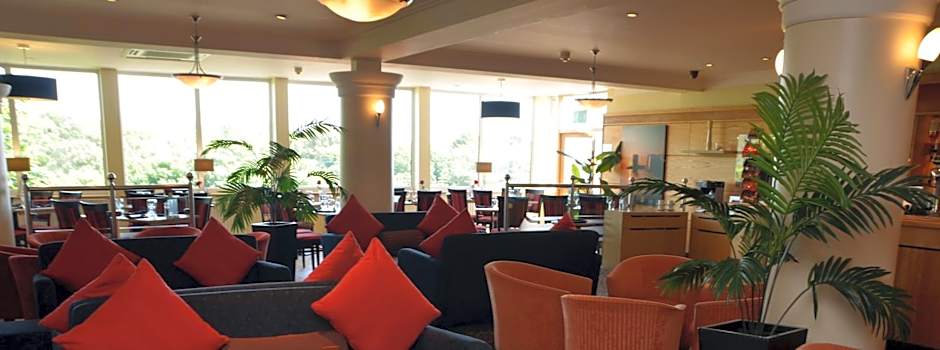 The Riviera Hotel & Apartments - Alum Chine