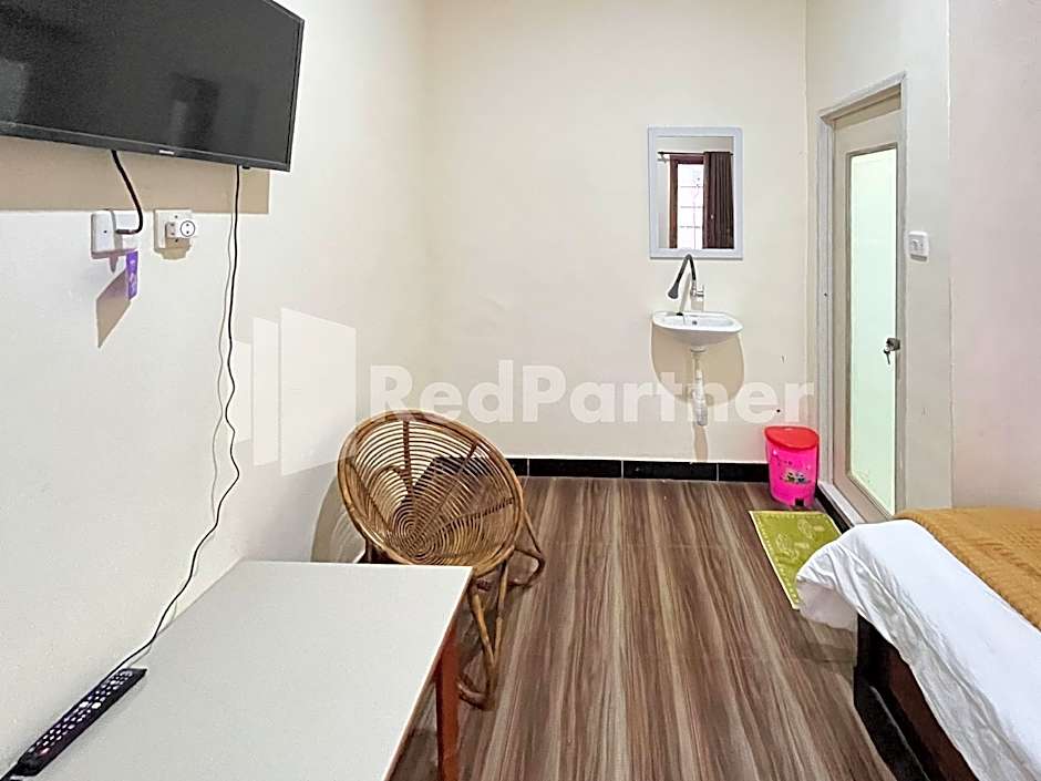 Family Homestay Syariah Bromo Mitra RedDoorz