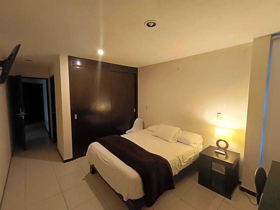 Giakor Suites - Gran Jardín