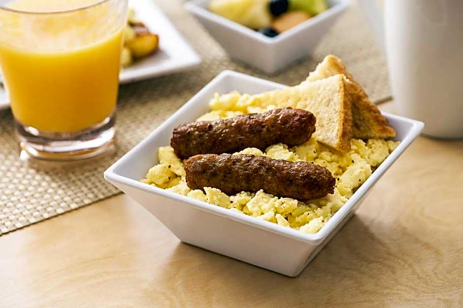 Hyatt Place Wilmington Riverfront