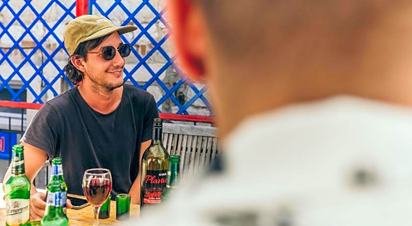 Booze & Snooze Social Hostel