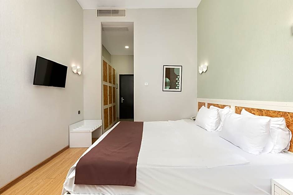 Zdjęcie 1 z 4 — Economy 1 Double Bed or 2 Beds