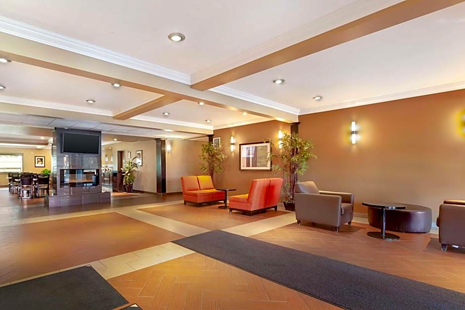 Best Western Plus Peace River Hotel & Suites
