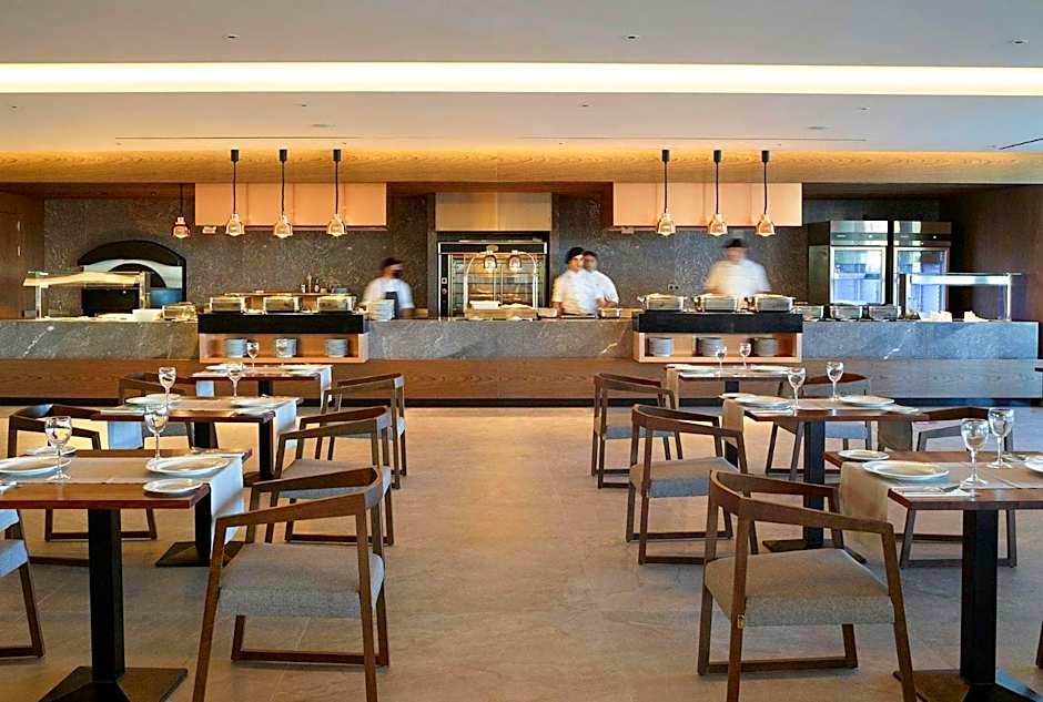 The Ixian Grand & All Suites - Adults Only Hotel