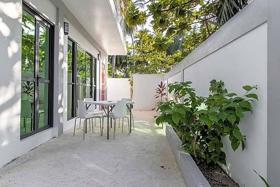 SIS Tourist Villa