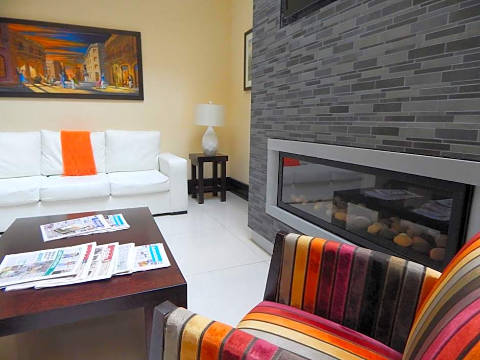 Puerto Mercado Hotel