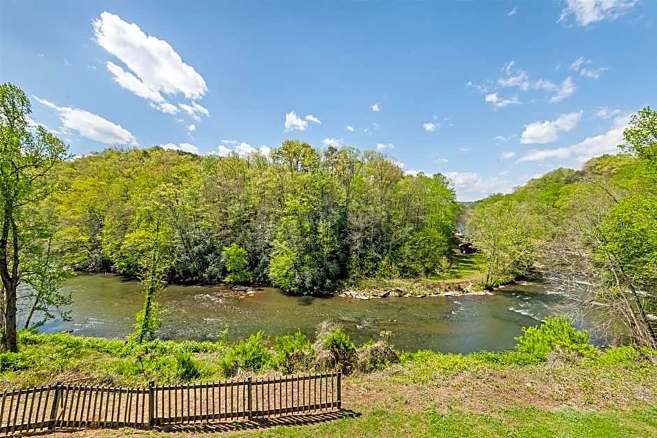 SureStay by Best Western Cherokee on the River