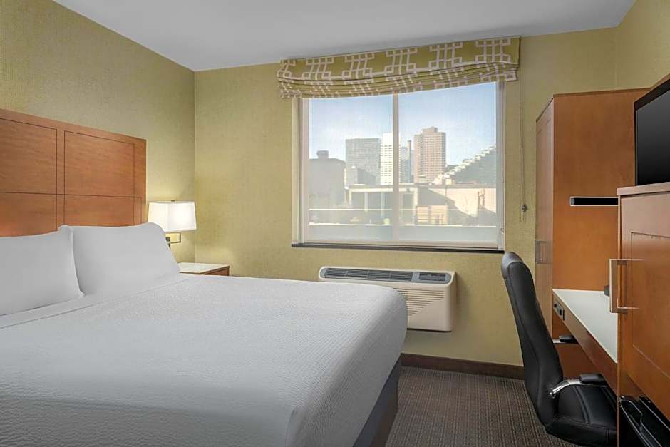Holiday Inn Express Manhattan Midtown West By IHG