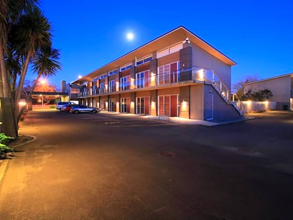 Fitzherbert Regency Motor Lodge