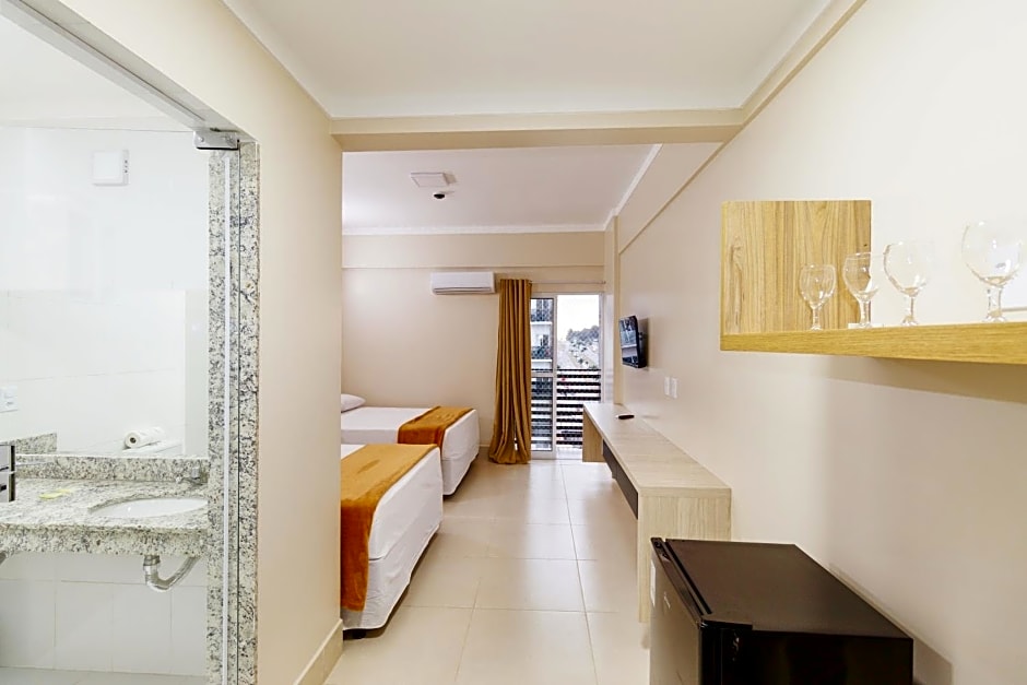 Spazzio diRoma com entrada ao Acquapark Gratuito, Apartamento 840 vista para a Piscina