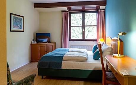 Tripinn Bristol Hotel Mainz