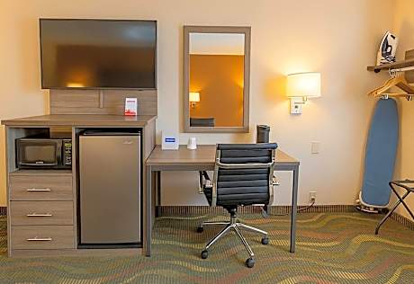 1 King Bed Mobility Accessible Room Non-Smoking